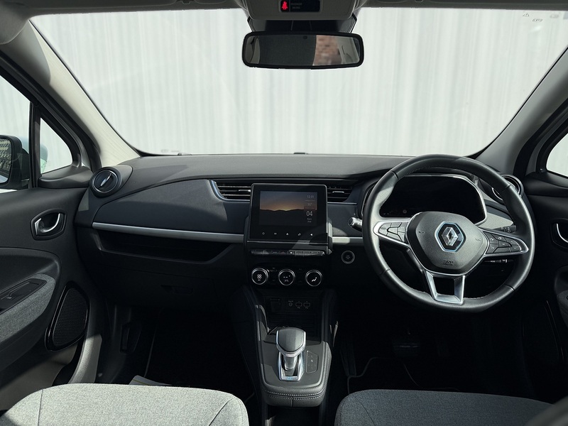 Renault Zoe R135 52kWh Iconic Hatchback 5dr Electric Auto (i) (134 bhp) - U410