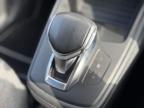 Renault Zoe R135 52kWh Iconic Hatchback 5dr Electric Auto (i) (134 bhp) - U410