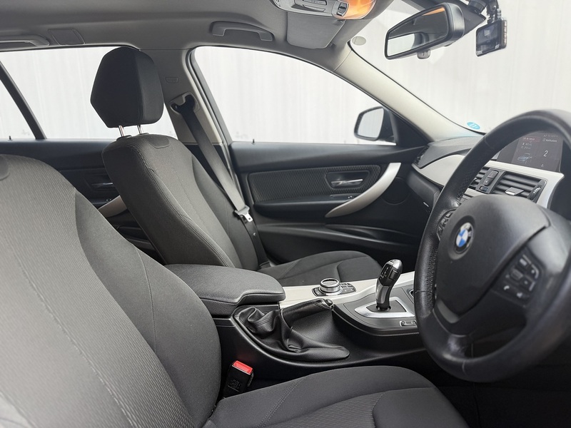 BMW 3 Series 2.0 320d SE Touring 5dr Diesel Auto Euro 6 (s/s) (190 ps) - U411