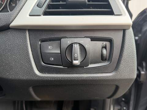 BMW 3 Series 2.0 320d SE Touring 5dr Diesel Auto Euro 6 (s/s) (190 ps) - U411