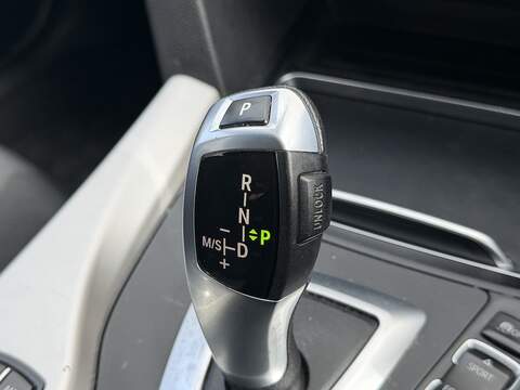 BMW 3 Series 2.0 320d SE Touring 5dr Diesel Auto Euro 6 (s/s) (190 ps) - U411