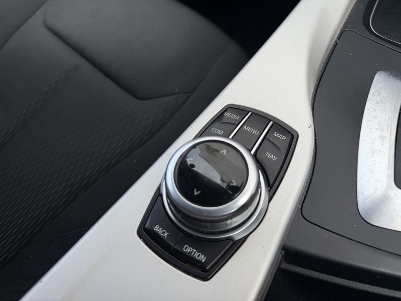 BMW 3 Series 2.0 320d SE Touring 5dr Diesel Auto Euro 6 (s/s) (190 ps) - U411