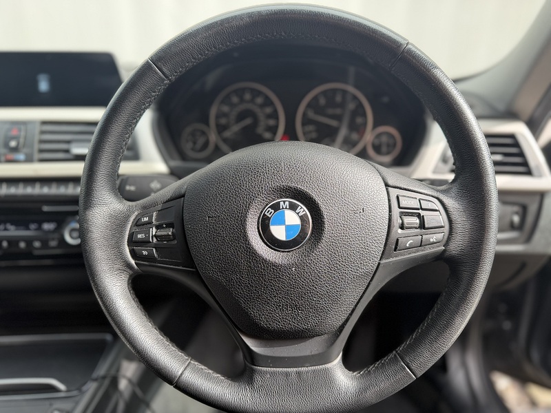 BMW 3 Series 2.0 320d SE Touring 5dr Diesel Auto Euro 6 (s/s) (190 ps) - U411