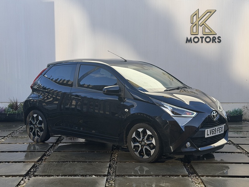 Toyota AYGO 1.0 VVT-i x-trend Hatchback 5dr Petrol x-shift Euro 6 (Safety Sense) (71 ps) - U424
