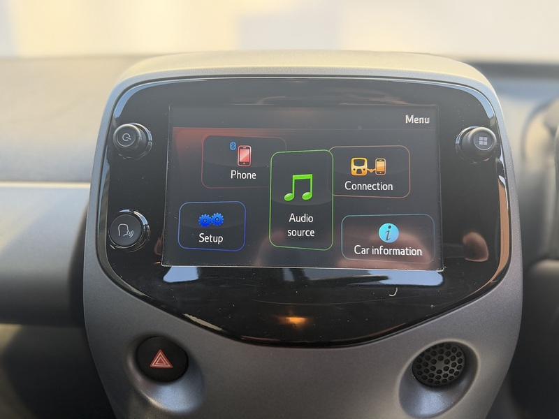 Toyota AYGO 1.0 VVT-i x-trend Hatchback 5dr Petrol x-shift Euro 6 (Safety Sense) (71 ps) - U424