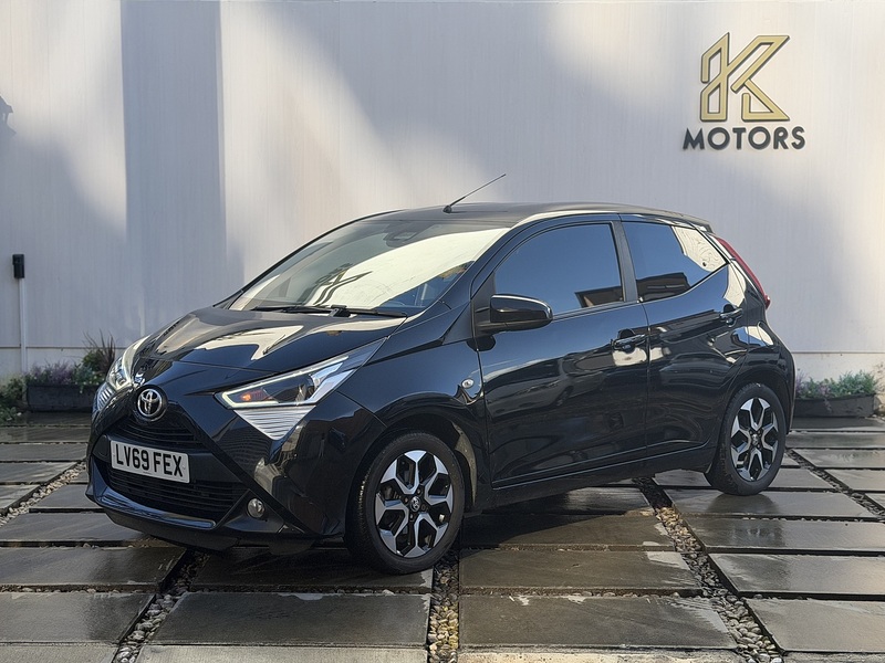 Toyota AYGO 1.0 VVT-i x-trend Hatchback 5dr Petrol x-shift Euro 6 (Safety Sense) (71 ps) - U424