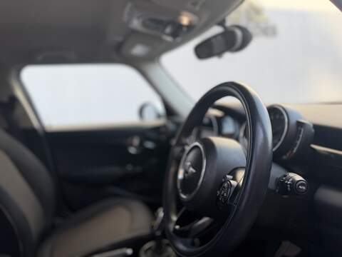 MINI Hatch 1.5 Cooper Classic Hatchback 5dr Petrol Steptronic Euro 6 (s/s) (136 ps) - U427