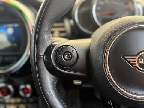 MINI Hatch 1.5 Cooper Classic Hatchback 5dr Petrol Steptronic Euro 6 (s/s) (136 ps) - U427