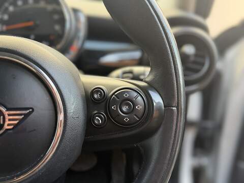 MINI Hatch 1.5 Cooper Classic Hatchback 5dr Petrol Steptronic Euro 6 (s/s) (136 ps) - U427