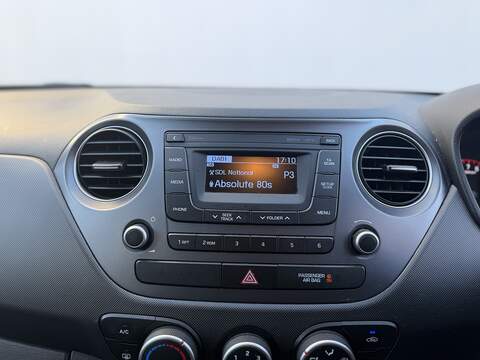 Hyundai i10 1.0 SE Hatchback 5dr Petrol Manual Euro 6 (67 ps) - U431