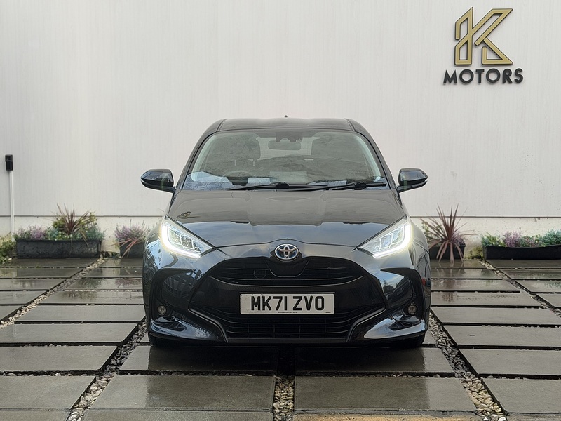 Toyota Yaris 1.5 VVT-h Design Hatchback 5dr Petrol Hybrid E-CVT Euro 6 (s/s) (116 ps) - U435