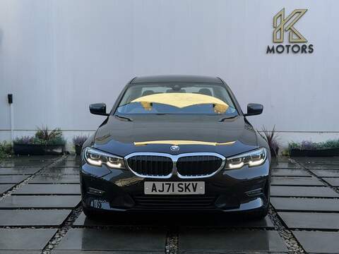 BMW 3 Series 2.0 330e 12kWh SE Pro Saloon 4dr Petrol Plug-in Hybrid Auto Euro 6 (s/s) (292 ps) - U442