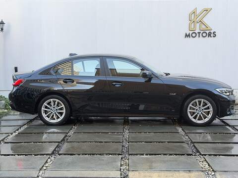 BMW 3 Series 2.0 330e 12kWh SE Pro Saloon 4dr Petrol Plug-in Hybrid Auto Euro 6 (s/s) (292 ps) - U442