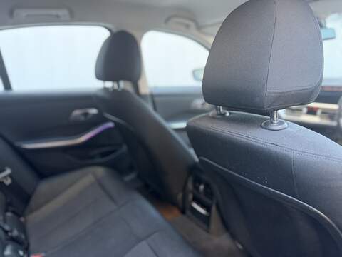 BMW 3 Series 2.0 330e 12kWh SE Pro Saloon 4dr Petrol Plug-in Hybrid Auto Euro 6 (s/s) (292 ps) - U442