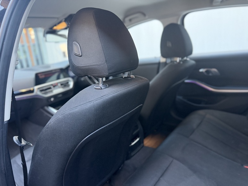 BMW 3 Series 2.0 330e 12kWh SE Pro Saloon 4dr Petrol Plug-in Hybrid Auto Euro 6 (s/s) (292 ps) - U442