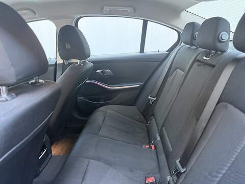 BMW 3 Series 2.0 330e 12kWh SE Pro Saloon 4dr Petrol Plug-in Hybrid Auto Euro 6 (s/s) (292 ps) - U442