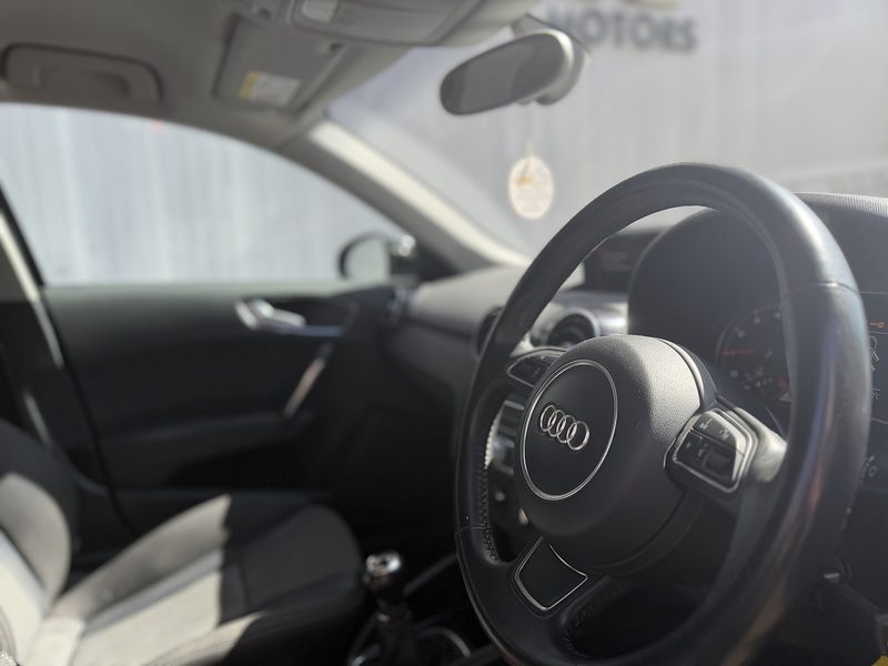 Audi A1 1.0 TFSI Sport Sportback 5dr Petrol Manual Euro 6 (s/s) (95 ps) - U445