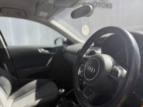 Audi A1 1.0 TFSI Sport Sportback 5dr Petrol Manual Euro 6 (s/s) (95 ps) - U445