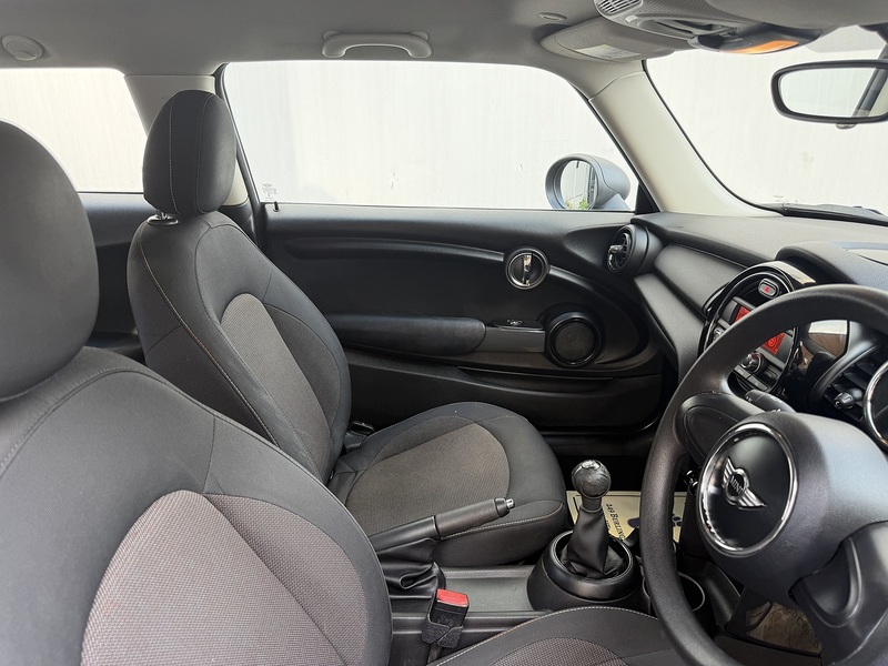 MINI Hatch 1.2 One Hatchback 3dr Petrol Manual Euro 6 (s/s) (102 ps) - U447