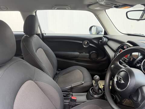 MINI Hatch 1.2 One Hatchback 3dr Petrol Manual Euro 6 (s/s) (102 ps) - U447