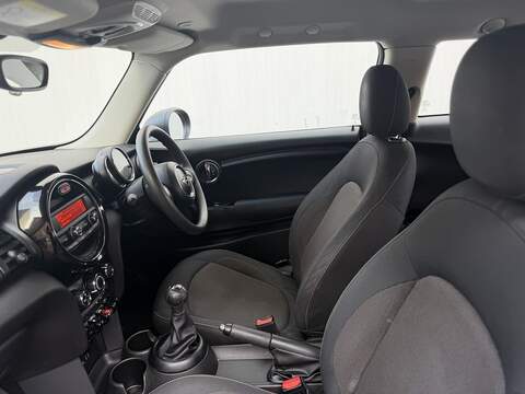 MINI Hatch 1.2 One Hatchback 3dr Petrol Manual Euro 6 (s/s) (102 ps) - U447