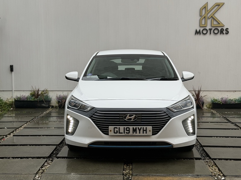 Hyundai IONIQ 1.6 h-GDi GPF 8.9kWh Premium Hatchback 5dr Petrol Plug-in Hybrid DCT Euro 6 (s/s) (141 ps) - U451