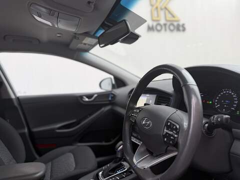Hyundai IONIQ 1.6 h-GDi GPF 8.9kWh Premium Hatchback 5dr Petrol Plug-in Hybrid DCT Euro 6 (s/s) (141 ps) - U451