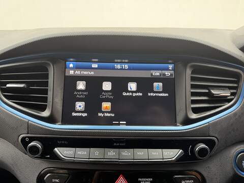 Hyundai IONIQ 1.6 h-GDi GPF 8.9kWh Premium Hatchback 5dr Petrol Plug-in Hybrid DCT Euro 6 (s/s) (141 ps) - U451