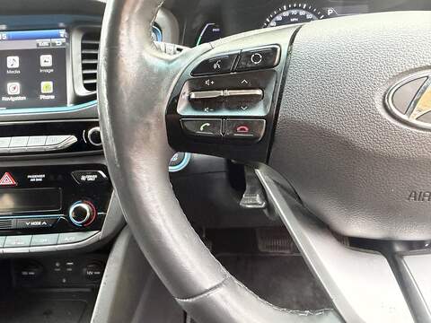 Hyundai IONIQ 1.6 h-GDi GPF 8.9kWh Premium Hatchback 5dr Petrol Plug-in Hybrid DCT Euro 6 (s/s) (141 ps) - U451