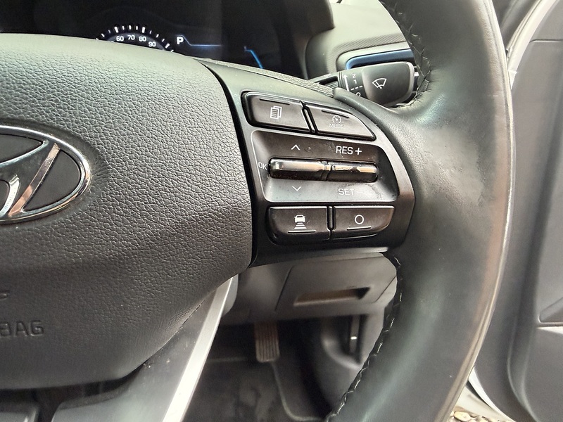 Hyundai IONIQ 1.6 h-GDi GPF 8.9kWh Premium Hatchback 5dr Petrol Plug-in Hybrid DCT Euro 6 (s/s) (141 ps) - U451