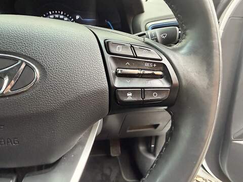 Hyundai IONIQ 1.6 h-GDi GPF 8.9kWh Premium Hatchback 5dr Petrol Plug-in Hybrid DCT Euro 6 (s/s) (141 ps) - U451