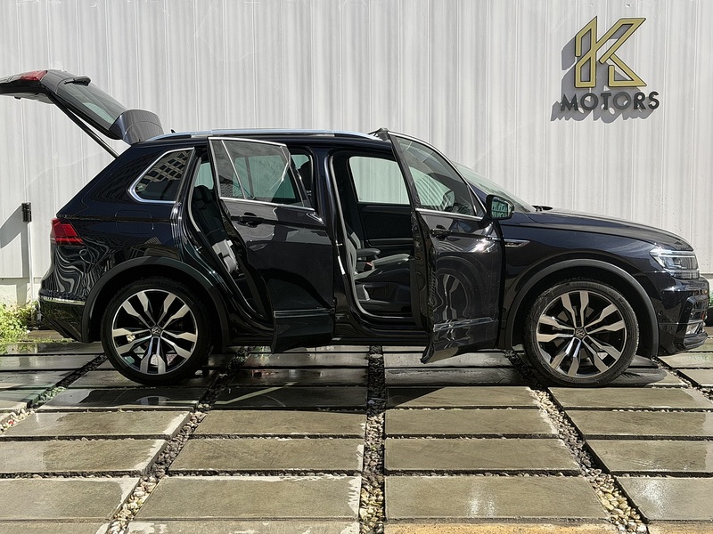 Volkswagen Tiguan 2.0 TSI R-Line Tech SUV 5dr Petrol DSG 4Motion Euro 6 (s/s) (190 ps) - U453