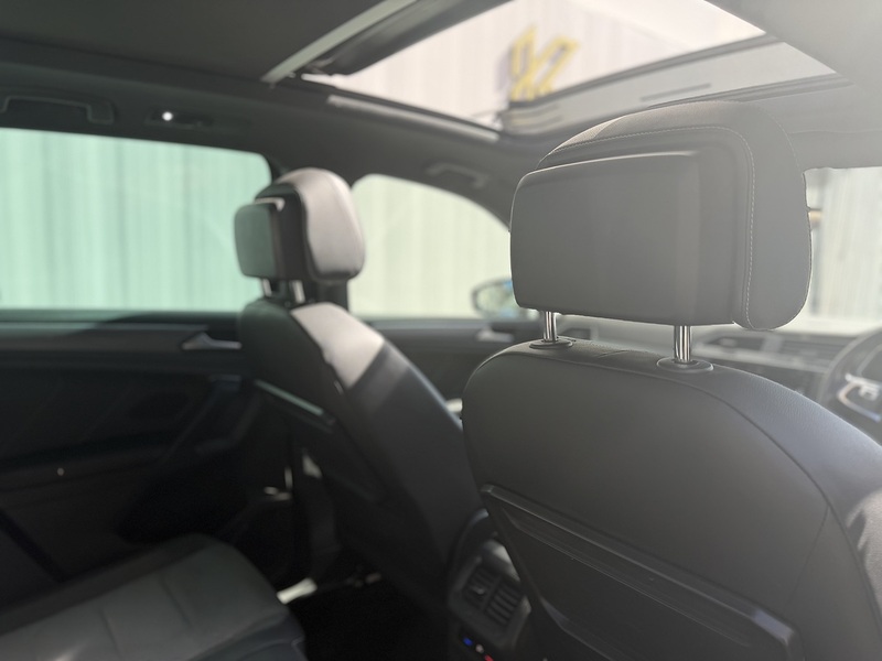 Volkswagen Tiguan 2.0 TSI R-Line Tech SUV 5dr Petrol DSG 4Motion Euro 6 (s/s) (190 ps) - U453