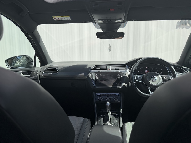 Volkswagen Tiguan 2.0 TSI R-Line Tech SUV 5dr Petrol DSG 4Motion Euro 6 (s/s) (190 ps) - U453