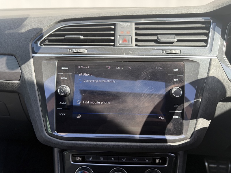 Volkswagen Tiguan 2.0 TSI R-Line Tech SUV 5dr Petrol DSG 4Motion Euro 6 (s/s) (190 ps) - U453