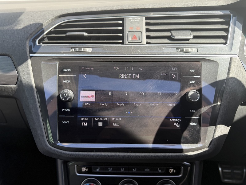 Volkswagen Tiguan 2.0 TSI R-Line Tech SUV 5dr Petrol DSG 4Motion Euro 6 (s/s) (190 ps) - U453