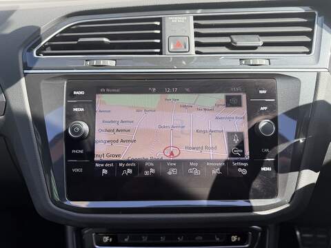 Volkswagen Tiguan 2.0 TSI R-Line Tech SUV 5dr Petrol DSG 4Motion Euro 6 (s/s) (190 ps) - U453