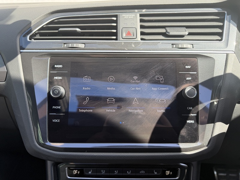 Volkswagen Tiguan 2.0 TSI R-Line Tech SUV 5dr Petrol DSG 4Motion Euro 6 (s/s) (190 ps) - U453