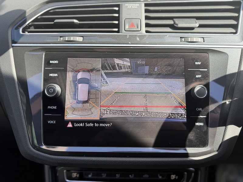 Volkswagen Tiguan 2.0 TSI R-Line Tech SUV 5dr Petrol DSG 4Motion Euro 6 (s/s) (190 ps) - U453