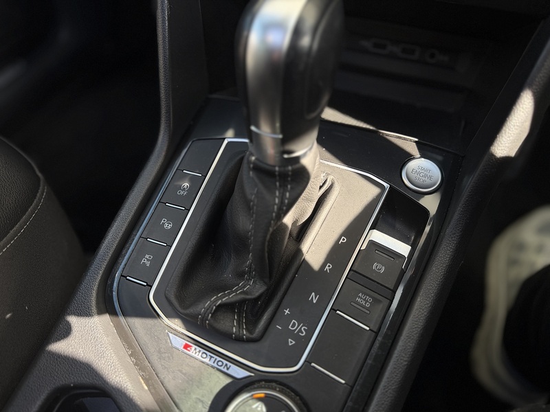 Volkswagen Tiguan 2.0 TSI R-Line Tech SUV 5dr Petrol DSG 4Motion Euro 6 (s/s) (190 ps) - U453