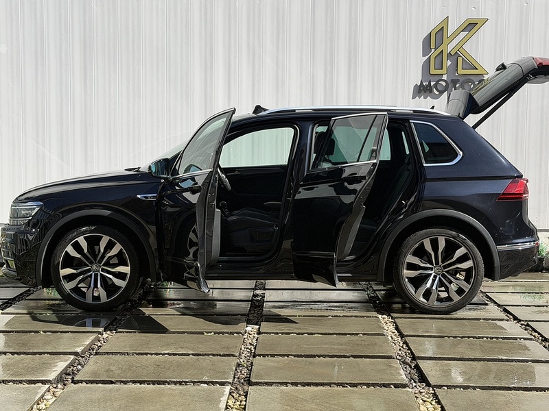 Volkswagen Tiguan 2.0 TSI R-Line Tech SUV 5dr Petrol DSG 4Motion Euro 6 (s/s) (190 ps) - U453