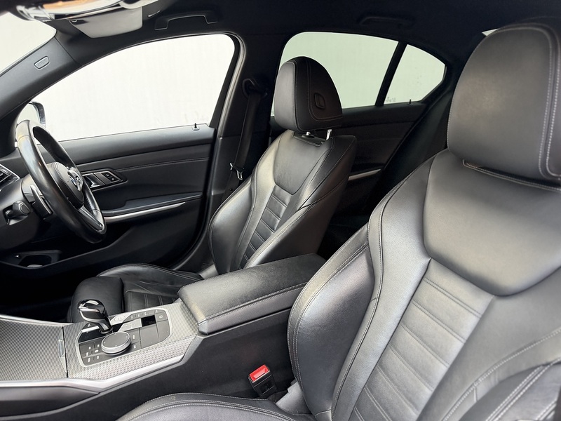 BMW 3 Series 2.0 330e 12kWh M Sport Saloon 4dr Petrol Plug-in Hybrid Auto Euro 6 (s/s) (292 ps) - U454