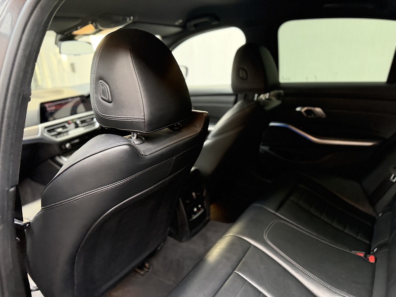 BMW 3 Series 2.0 330e 12kWh M Sport Saloon 4dr Petrol Plug-in Hybrid Auto Euro 6 (s/s) (292 ps) - U454