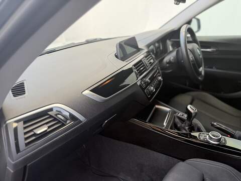 BMW 1 Series 1.5 118i Sport Hatchback 3dr Petrol Manual Euro 6 (s/s) (136 ps) - U457