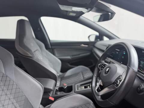 Volkswagen Golf 1.5 eTSI MHEV R-Line Hatchback 5dr Petrol Hybrid DSG Euro 6 (s/s) (150 ps) - U461