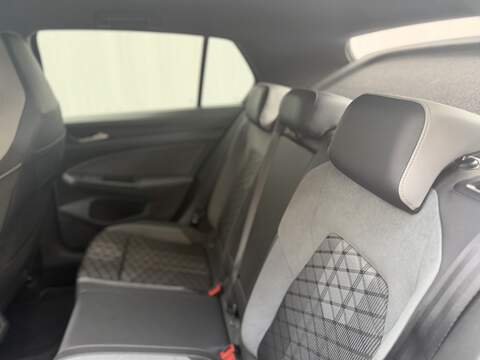 Volkswagen Golf 1.5 eTSI MHEV R-Line Hatchback 5dr Petrol Hybrid DSG Euro 6 (s/s) (150 ps) - U461