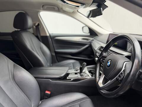 BMW 5 Series 2.0 520i GPF SE Saloon 4dr Petrol Auto Euro 6 (s/s) (184 ps) - U462