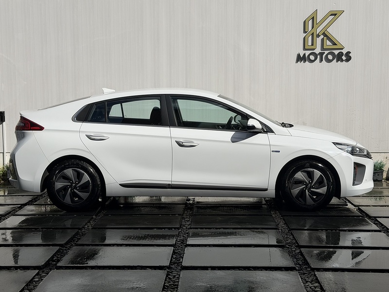 Hyundai IONIQ 1.6 h-GDi GPF Premium SE Hatchback 5dr Petrol Hybrid DCT Euro 6 (s/s) (141 ps) - U465