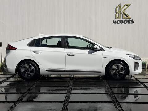 Hyundai IONIQ 1.6 h-GDi GPF Premium SE Hatchback 5dr Petrol Hybrid DCT Euro 6 (s/s) (141 ps) - U465