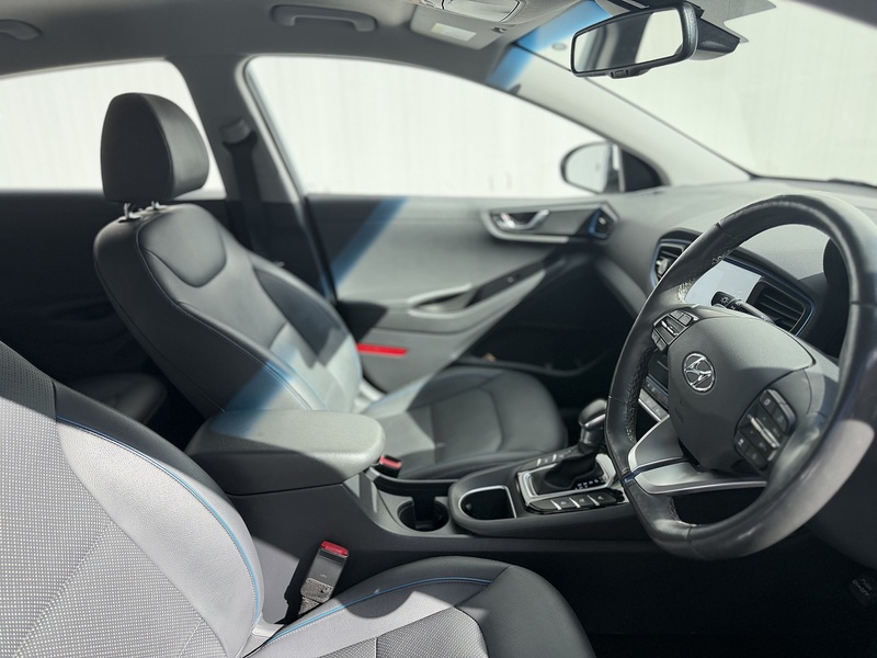 Hyundai IONIQ 1.6 h-GDi GPF Premium SE Hatchback 5dr Petrol Hybrid DCT Euro 6 (s/s) (141 ps) - U465